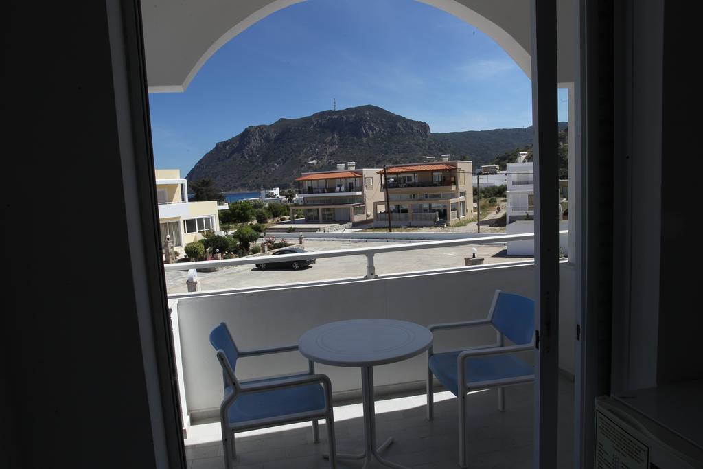 Antonis Hotel เคฟาลอส ภายนอก รูปภาพ